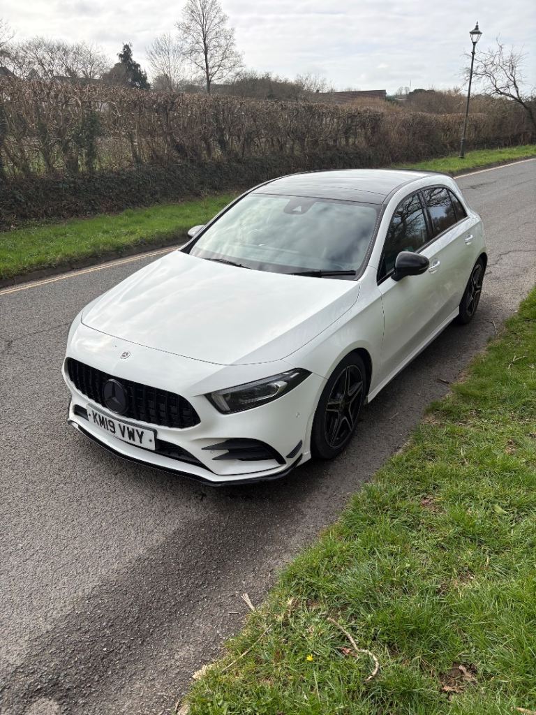 Mercedes-Benz, A CLASS, Hatchback, 2019, Semi-Auto, 1950 (cc), 5 doors