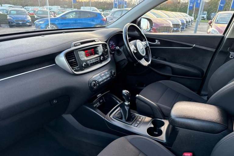 2016 Kia Sorento 2.2 CRDi KX-1 5dr ** Tow Bar ** Manual Station Wagon Diesel Manual