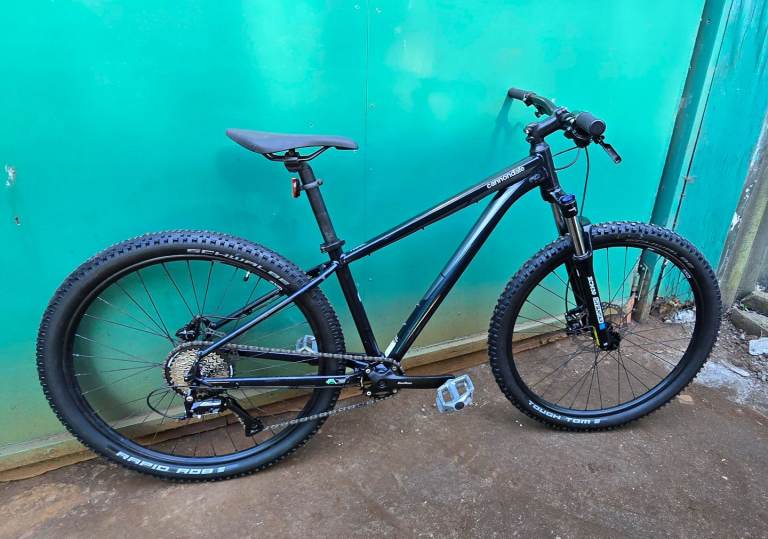 Cannondale Trail 7 Mountain Bike, Size Small