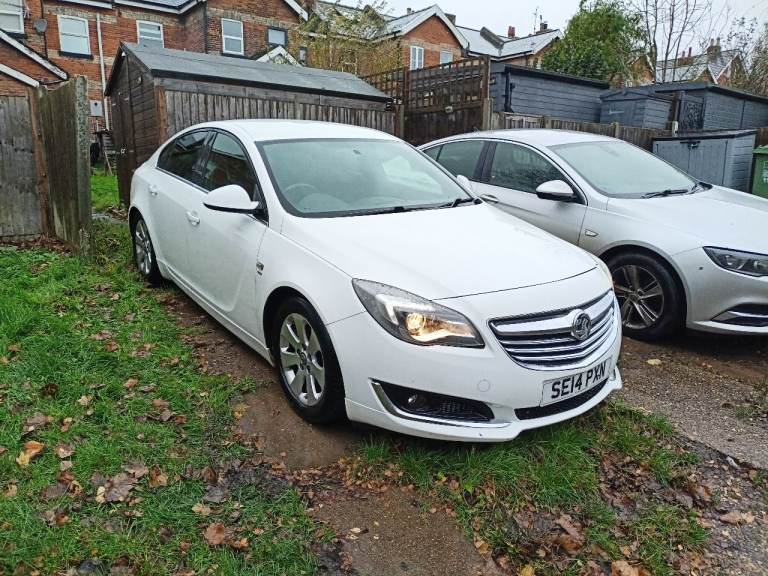 Vauxhall, INSIGNIA, Hatchback, 2014, Manual, 1956 (cc), 5 doors