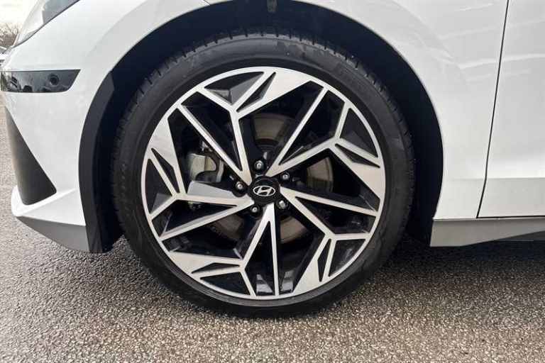 2025 Hyundai IONIQ 6 168kW Ultimate 77kWh 4dr Auto SALOON ELECTRIC Automatic