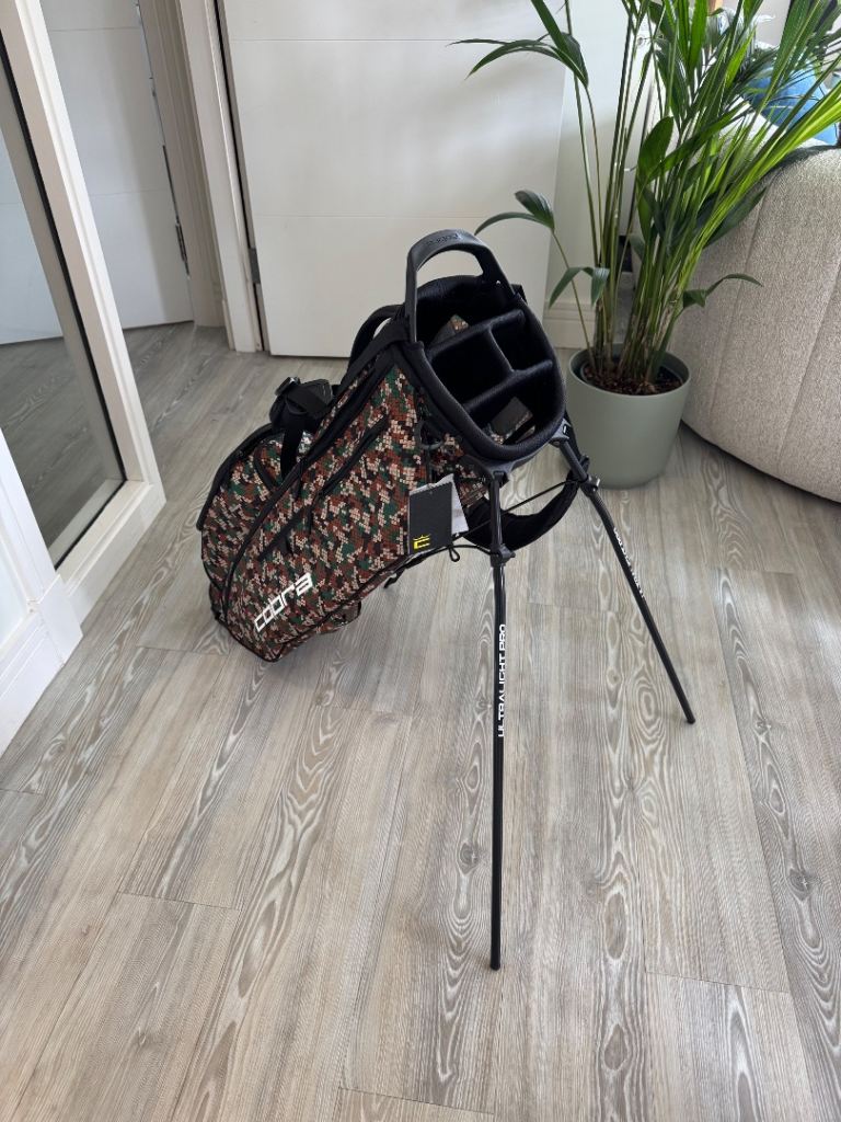 Cobra Golf Bag Ultra Light (Brand New)