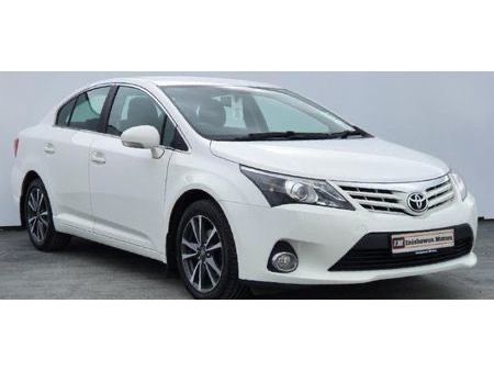 TOYOTA AVENSIS 2.0 D4D SALOON DIESAL BREAKING 