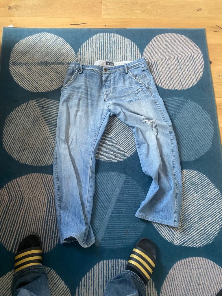 Armani jeans waist 36