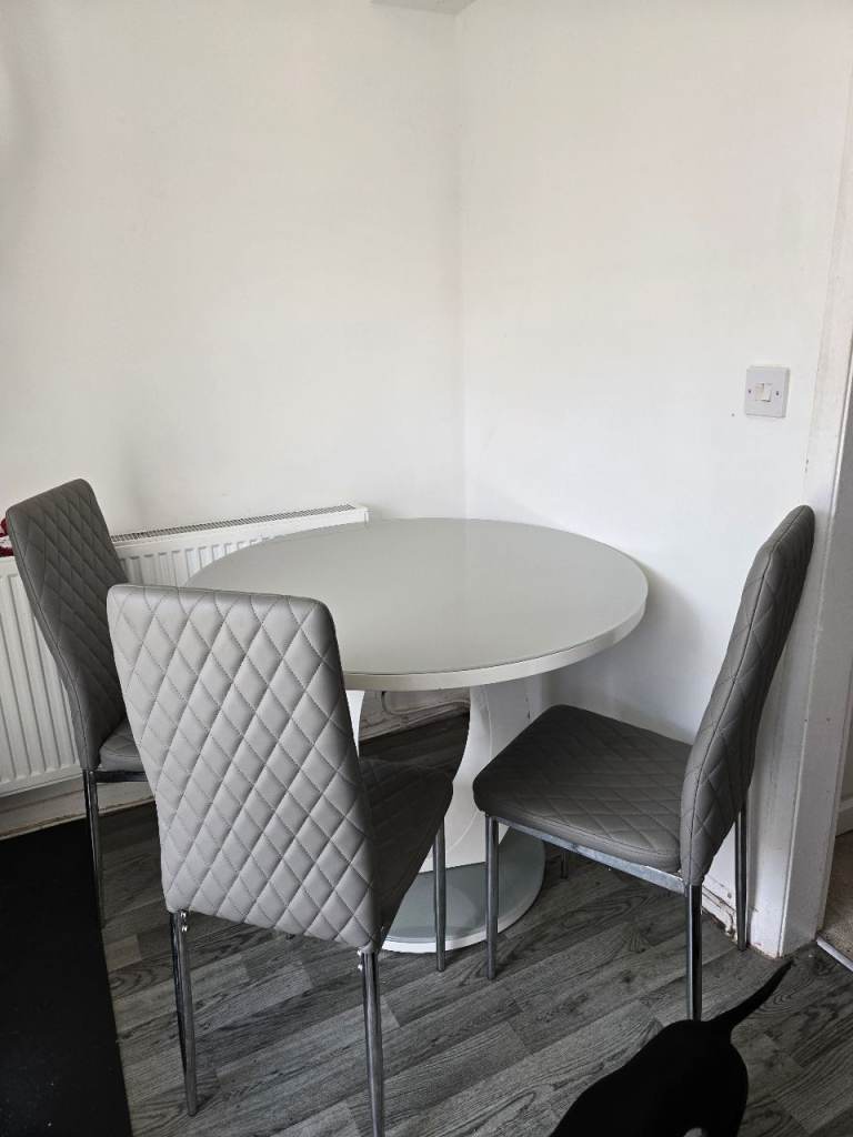 Grey Dining Table and 4 Chairs Set – Good Condition