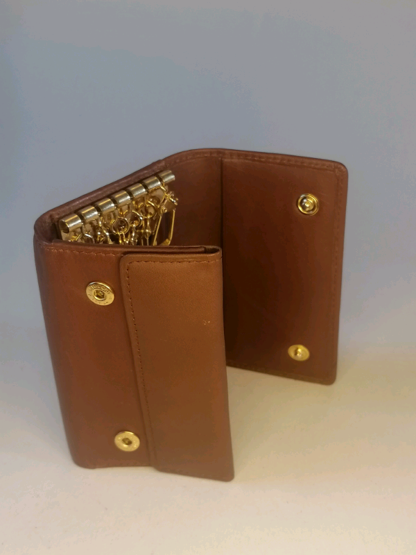 Vintage style key holder. 