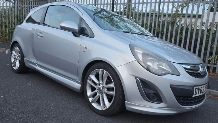 Vauxhall corsa 1.4 sri Ford 5dr Volkswagen toyota nissan honda hyundai renault peugeot skoda suzuki