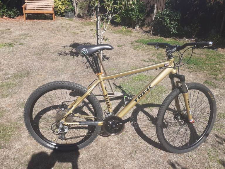 Good Condition Gold Trek Mountain Bike - Ready to Ride
