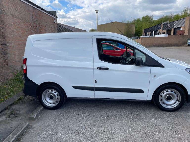 Ford, TRANSIT COURIER, Panel Van, 2023, Manual, 999 (cc)