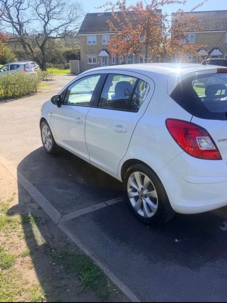 Vauxhall, CORSA, Hatchback, 2014, Manual, 1229 (cc), 5 doors