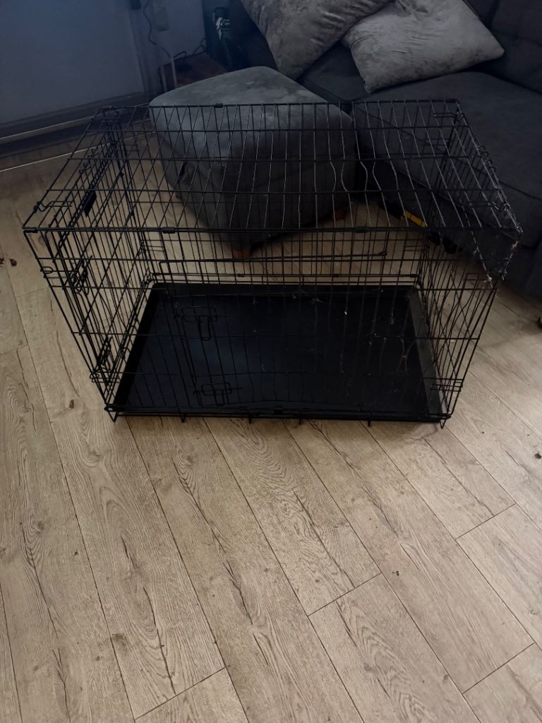 Medium dog crate
