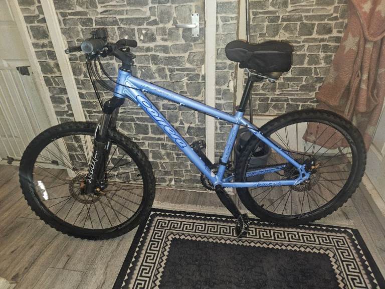 Carrera vulcan mountain bike
