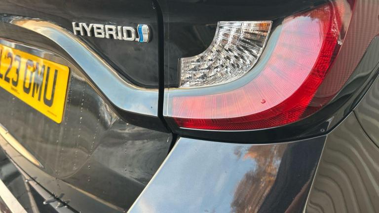 2023 Toyota Yaris 1.5 VVT-h Icon Hatchback 5dr Petrol Hybrid E-CVT Euro 6 (s/s) (116 ps) HATCHBAC...