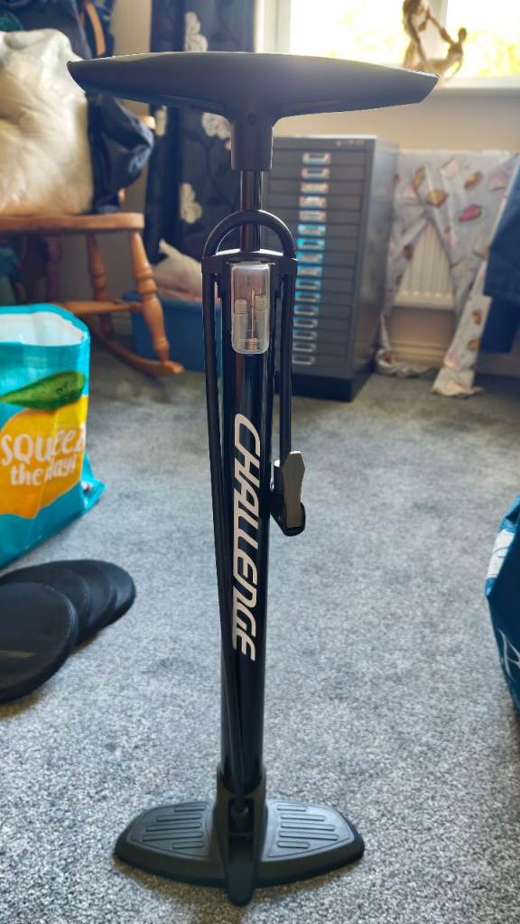 Brand new challenger bike pump 