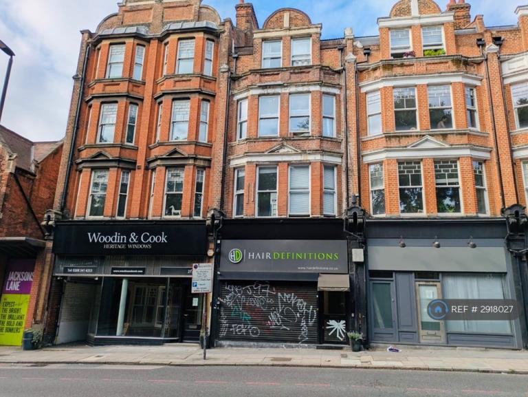 Studio flat in Archway Road, London, N6 (#2918027)