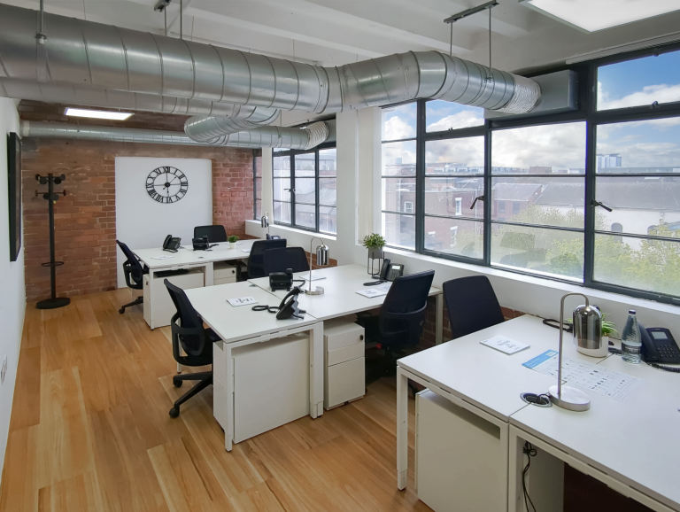 Liverpool - L1 4DQ \ Private Office Available Immediately for 4 Workstations