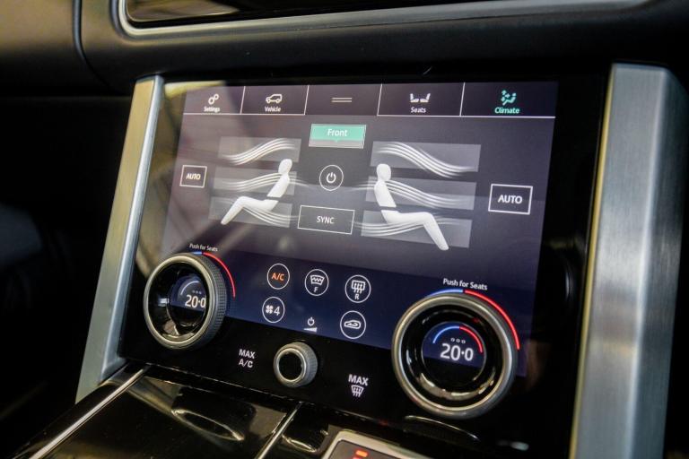 2019 Land Rover Range Rover 4.4 SDV8 Vogue 4dr Auto ESTATE DIESEL Automatic