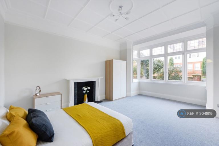 1 bedroom in Putney, London, SW15 (#3041919)