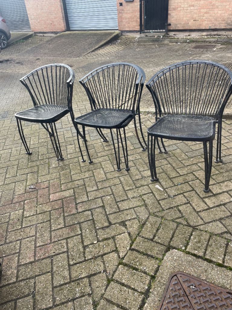 Patio garden chairs 