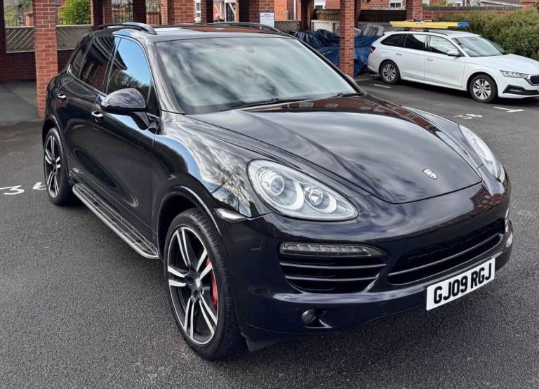 Porsche, CAYENNE, Estate, 2011, Semi-Auto, 2967 (cc), 5 doors