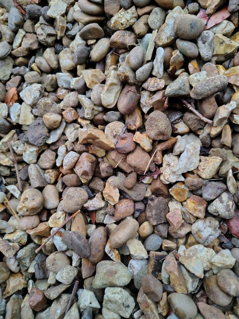 FREE ,:  Mixed Garden Gravel/Stones – Various Sizes