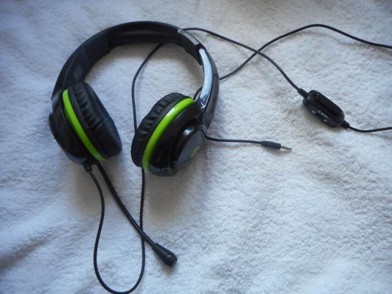 STEALTH XS-01 GAMING HEADPHONES
