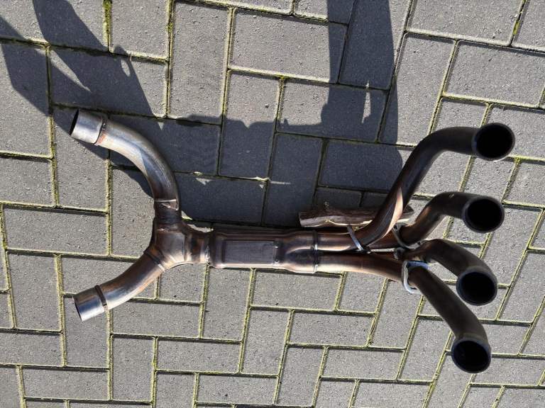 Honda CBR1100 blackbird / X11 exhausts read add in full