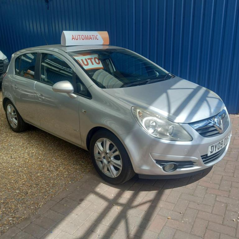 VAUXHALL CORSA 1.4i 16v Design 5dr (a/c) 2009