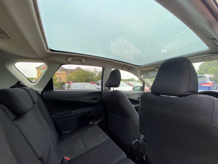 2011 Toyota Verso 1.3l 5d  98 BHP MPV Petrol Manual