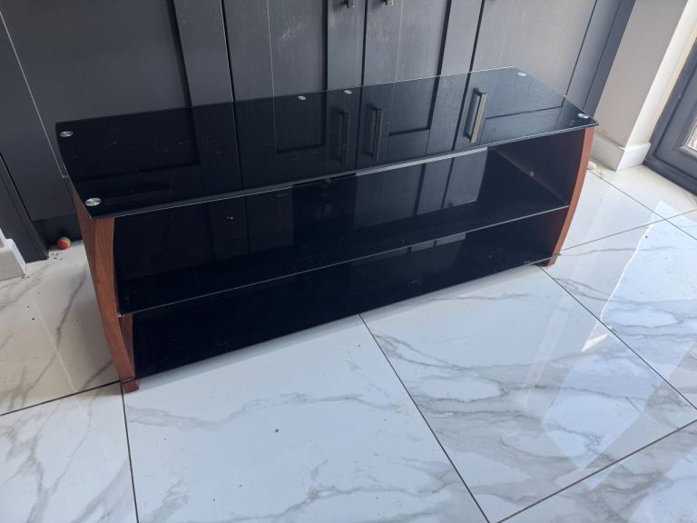 Black Tempered Glass TV Stand with Wooden Sides – Good Condition