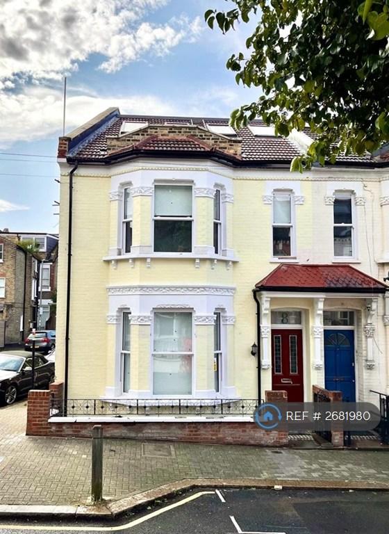 1 bedroom in Herndon Road, London, SW18 (#2681980)