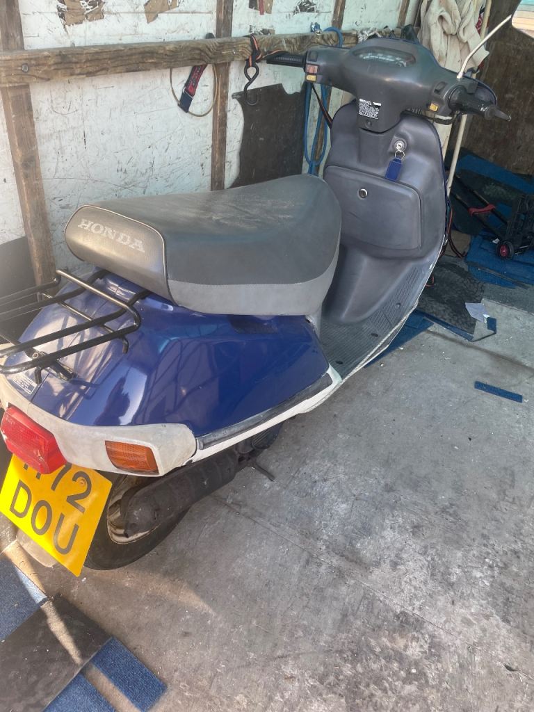 Honda, VISION, 1991, 49 (cc)
