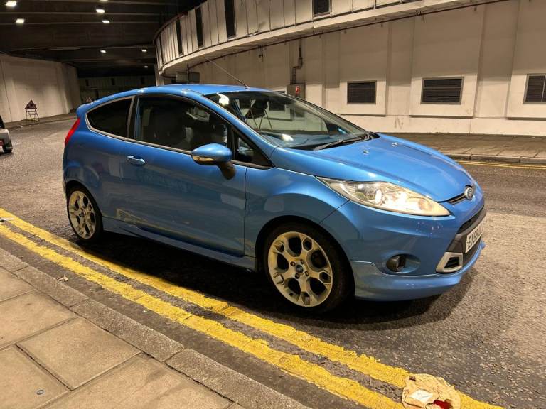 FORD FIESTA INDIVIDUAL 