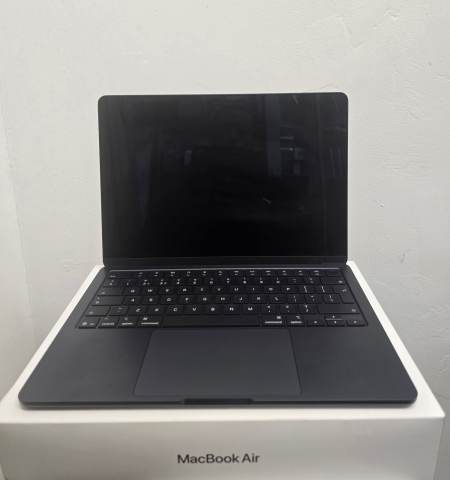 Apple MacBook Air (2025) M4, Midnight, 256GB SSD, 16GB RAM, 13.6