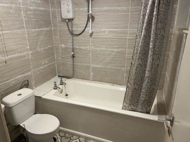 2 Cosy rooms in Hulme, close to centre and University. Starts from £125p/w