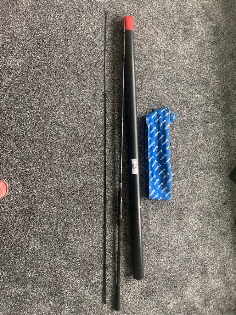 DAIWA 11 foot carp rod