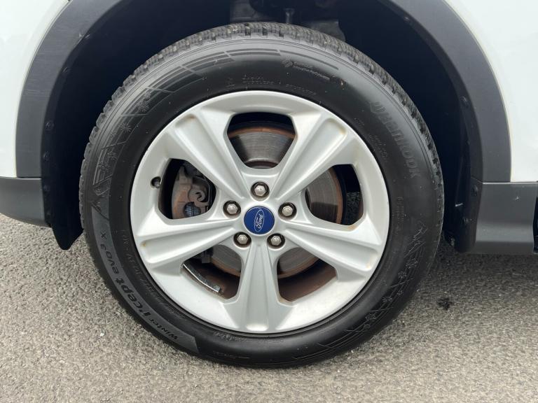 2014 Ford Kuga 2.0 TDCi Zetec 5dr Powershift HATCHBACK Diesel Automatic