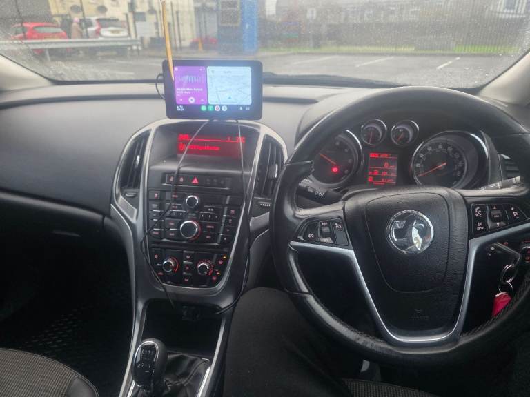Vauxhall, ASTRA, Hatchback, 2012, Manual, 1686 (cc), 5 doors