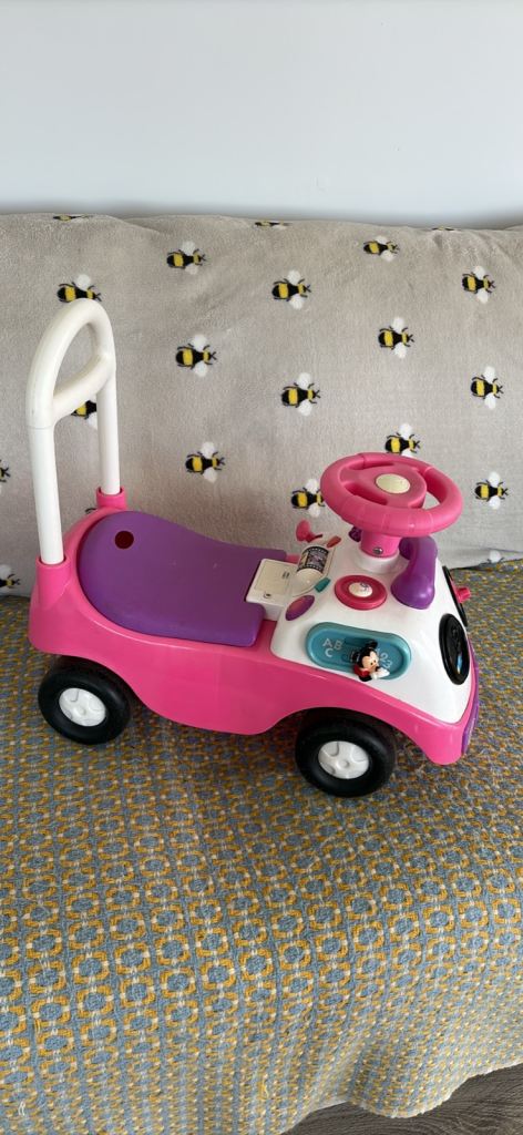 Ride on push along toy