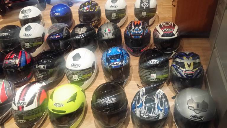 East London Motorcycle Clothing – ALL TYPES – SEE PHOTOS – EAST LONDON - 831