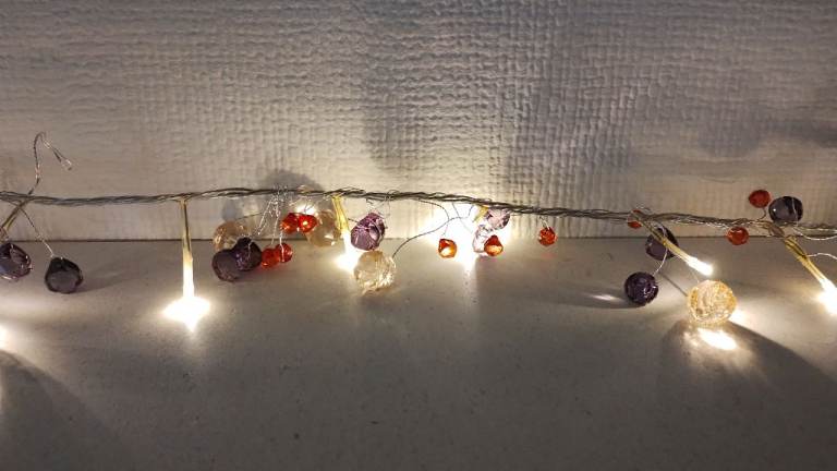 Mains decorative lights 