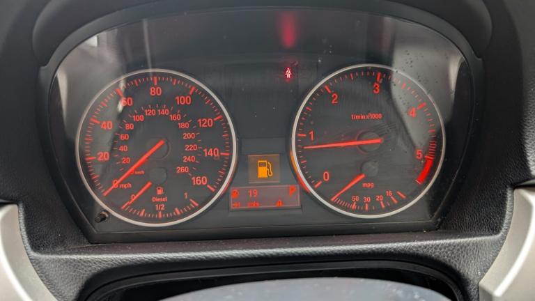 2011 BMW 3 Series 320d [184] SE 4dr Step Auto SALOON Diesel Automatic