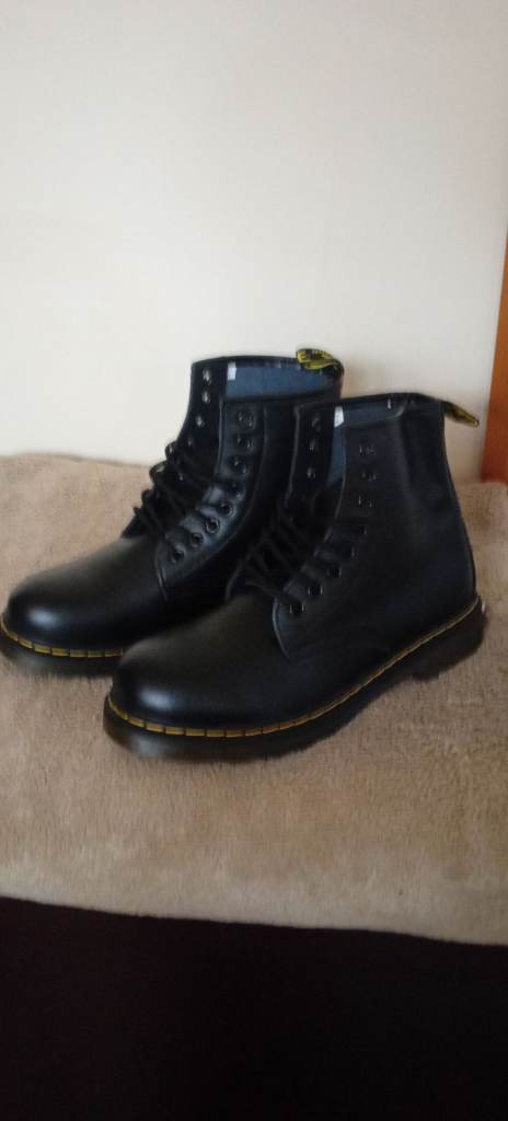 Airwair style boots 