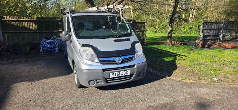 2011 Vauxhall Vivaro 2.0 lwb silver