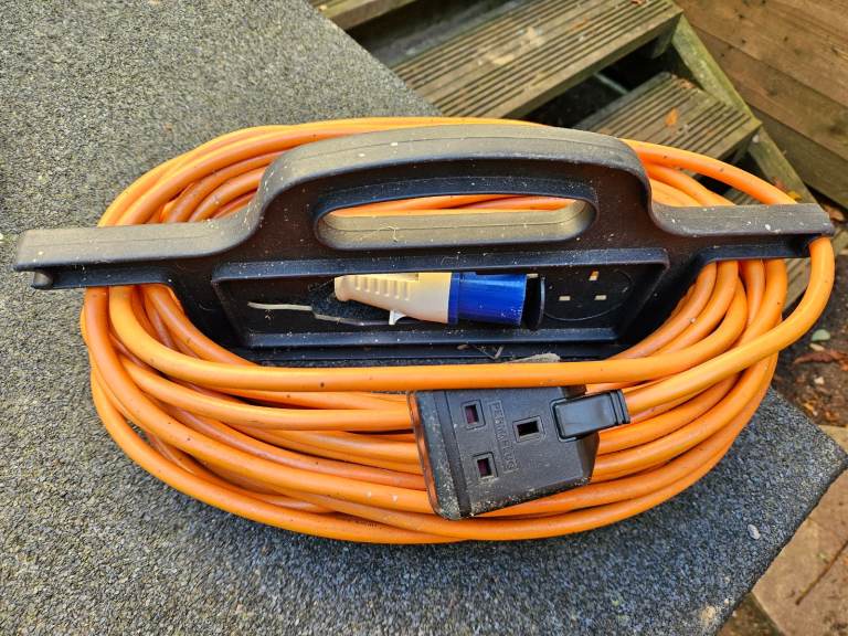 25 meter 16 Amp orange extension cable.