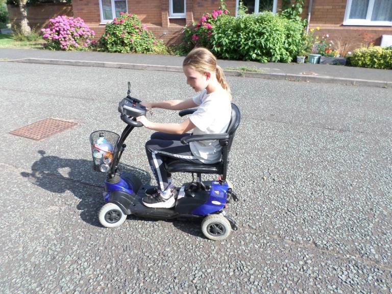  4 mph mobility scooter new batteries