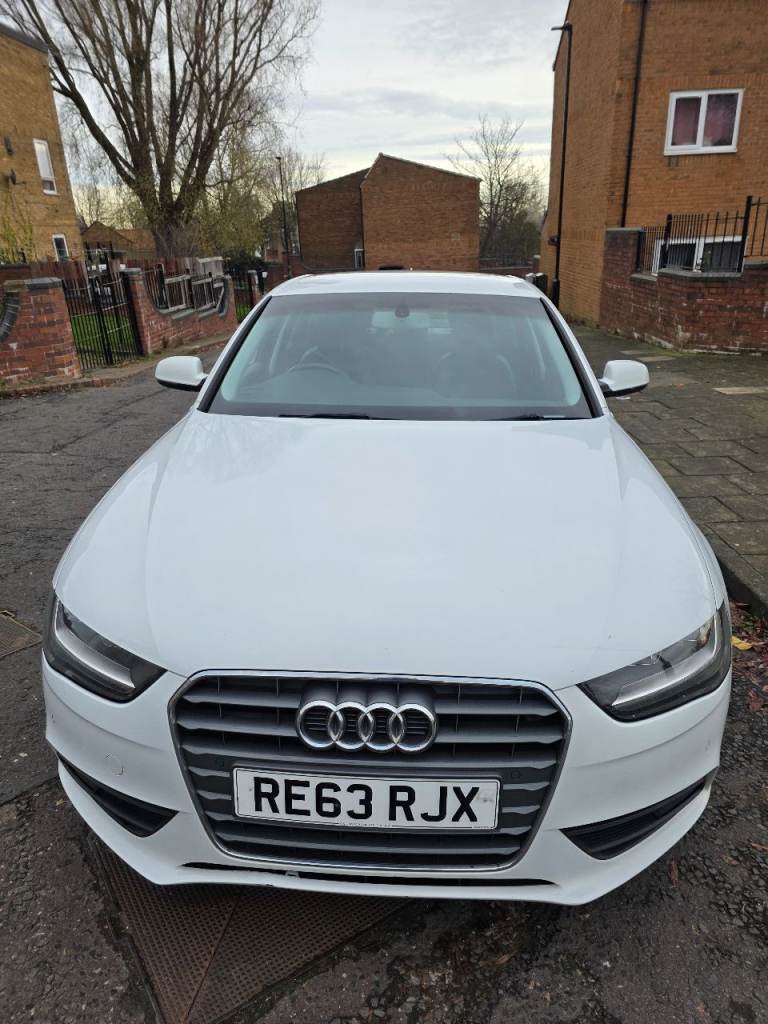 Audi, A4, Saloon, 2014, Manual, 1968 (cc), 4 doors