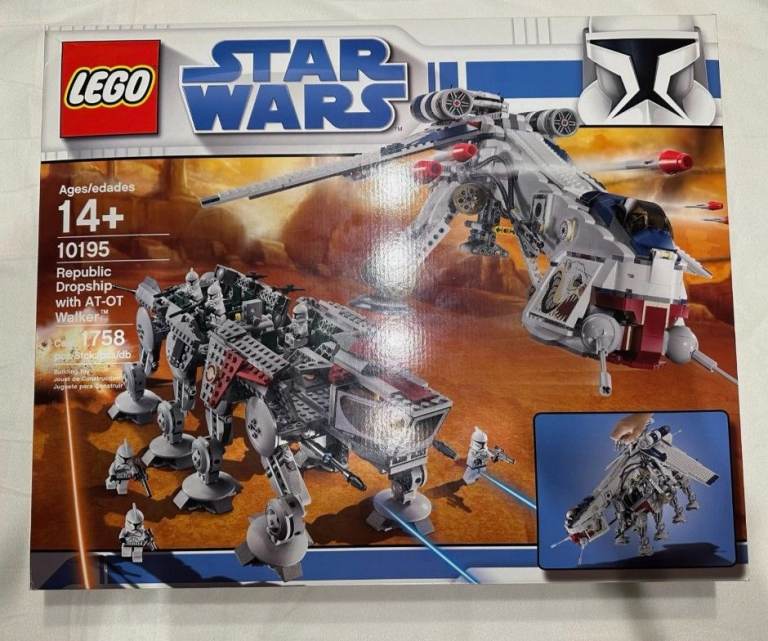 LEGO Star Wars: Republic Dropship with AT-OT Walker (10195) NEW MISB Rare