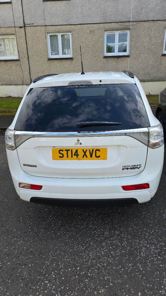 Mitsubishi, OUTLANDER, Estate, 2014, Other, 1998 (cc), 5 doors