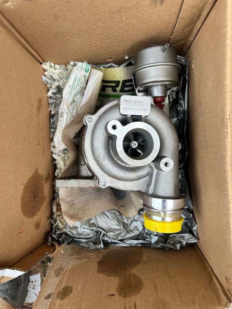 Brand new turbo for Nissan 1.5 dci 2013 qashqai 